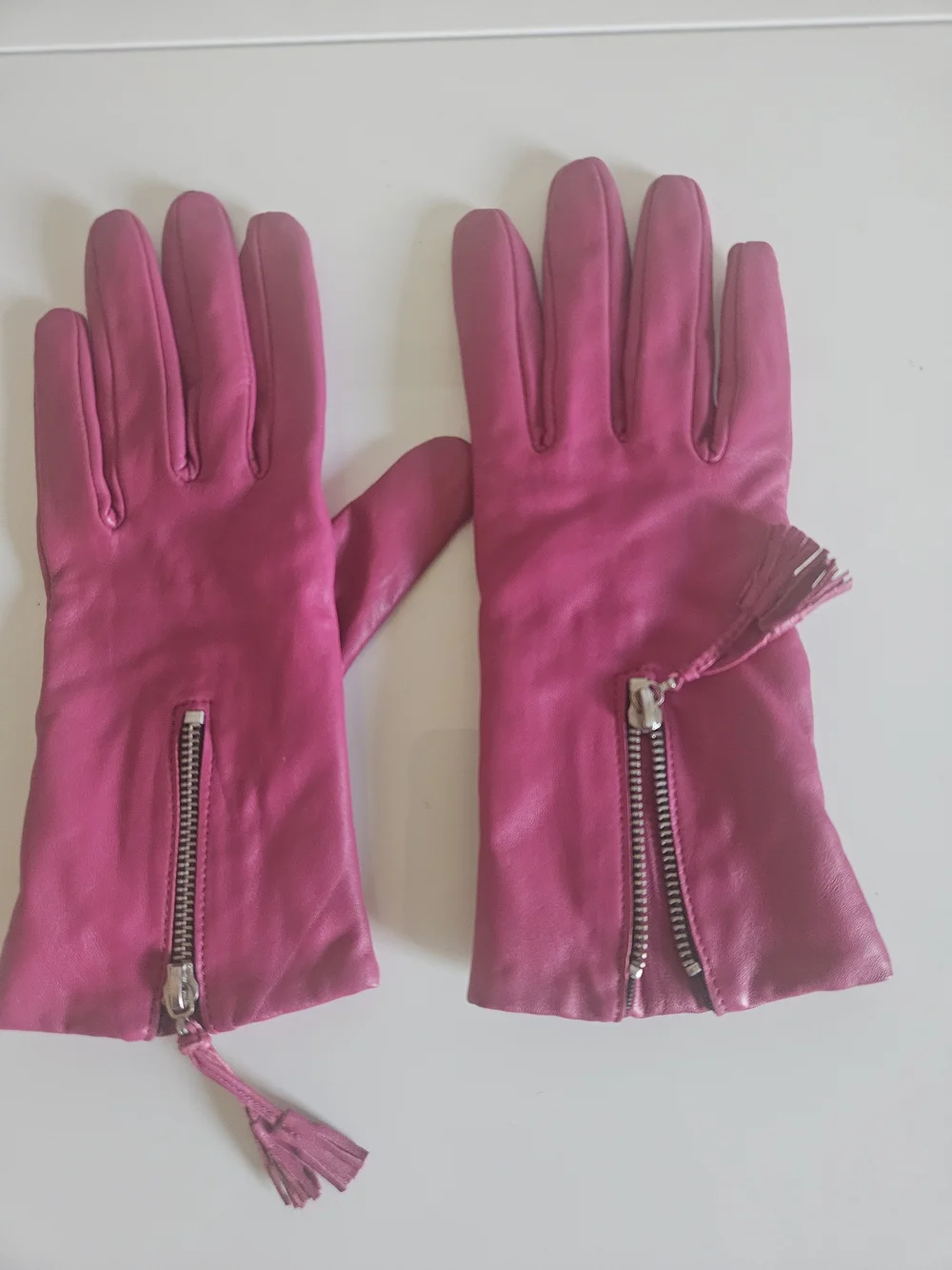 Women's Leather Zipper Gloves - Hot Pink
